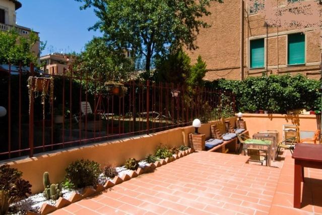 רומא Tra Gianicolo E Trastevere מראה חיצוני תמונה